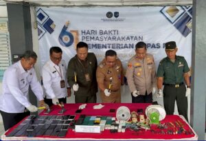 Lembaga Pemasyarakatan (Lapas) Kelas IIA Lubuklinggau melakukan pemusnahan sejumlah barang hasil razia dari kamar hunian Warga Binaan. Selasa (29/04/2025).
